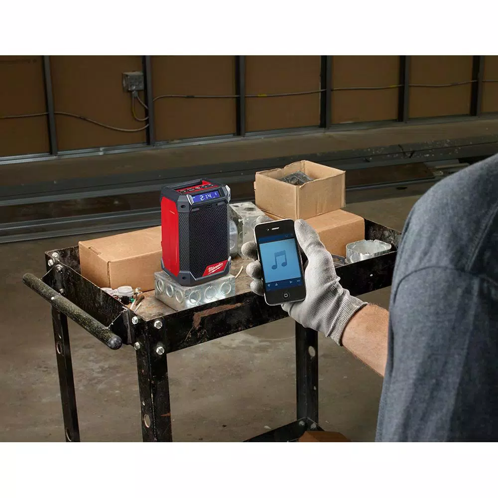 Discount ✔️ Milwaukee M12 12-Volt Lithium-Ion Cordless Bluetooth/AM/FM Jobsite Radio With Charger With M12 2.0Ah Battery 🤩 - Image 4