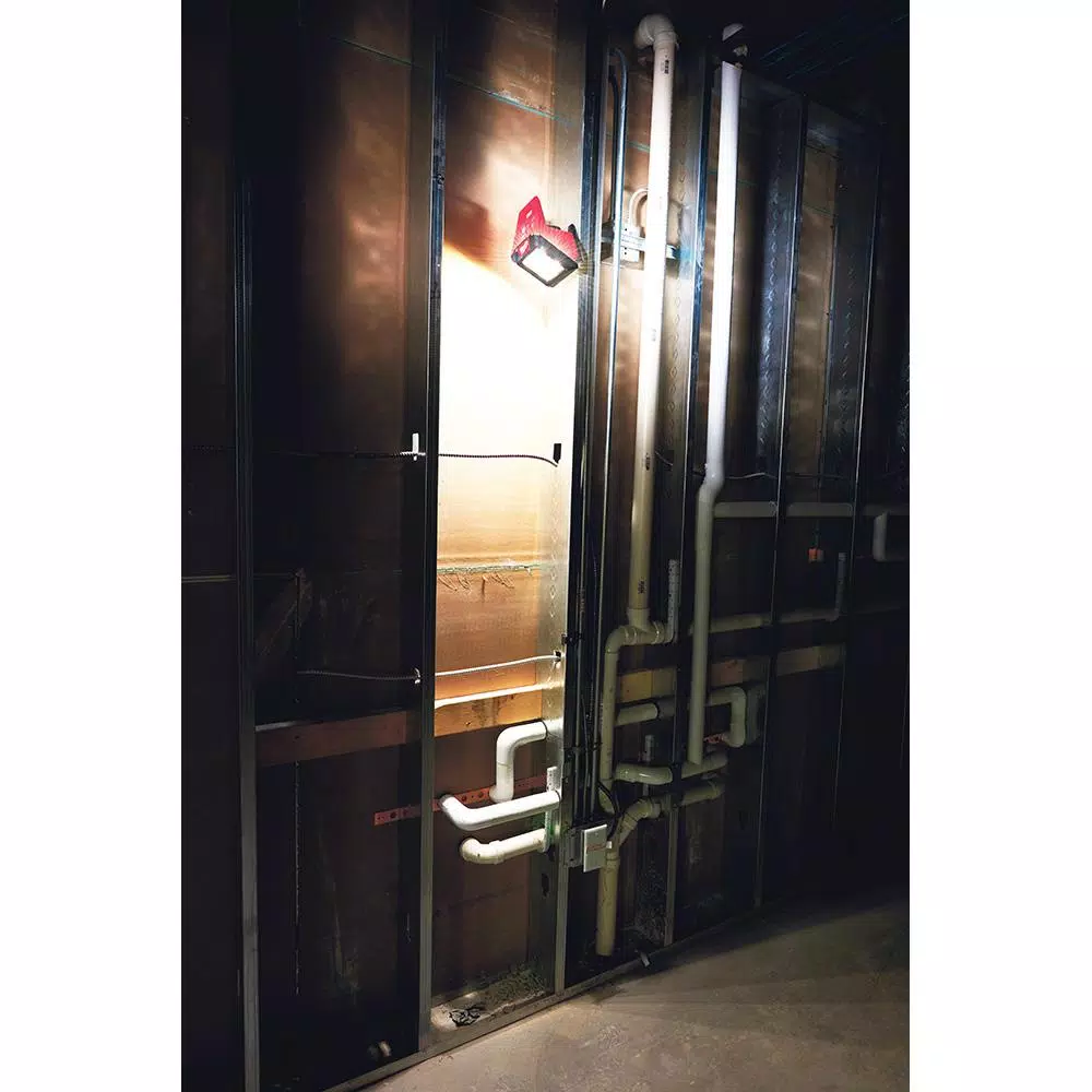 Hot Sale 😉 Jobsite Milwaukee M12 12-Volt Lithium-Ion Cordless 1000 Lumens ROVER LED Compact Flood Light With M12 Compact Vacuum And 3.0 Ah Battery 🎉 - Image 8