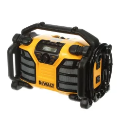New 👏 Jobsite DEWALT 20-Volt MAX Worksite Radio With Built-in Charger 🔔
