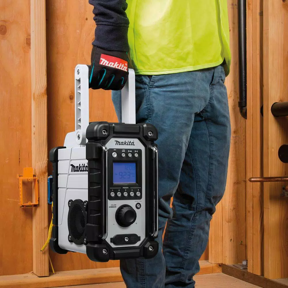 Outlet ๐ Jobsite Makita 18-Volt LXT Lithium-Ion Cordless Job Site Radio (Tool-Only) ๐งจ - Image 3